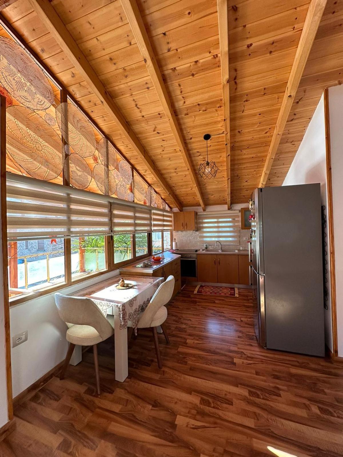 Alimeti Guesthouse Berat Zewnętrze zdjęcie